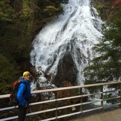 奥日光を紅葉ハイキング